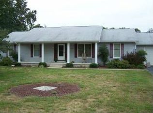 67 W Inner Cir, Dover, DE 19904