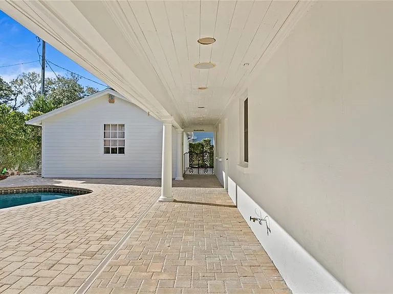 4704 W Brookwood Dr — Photo 46