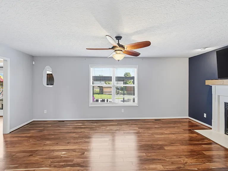 3722 Charfield Ln — Photo 6