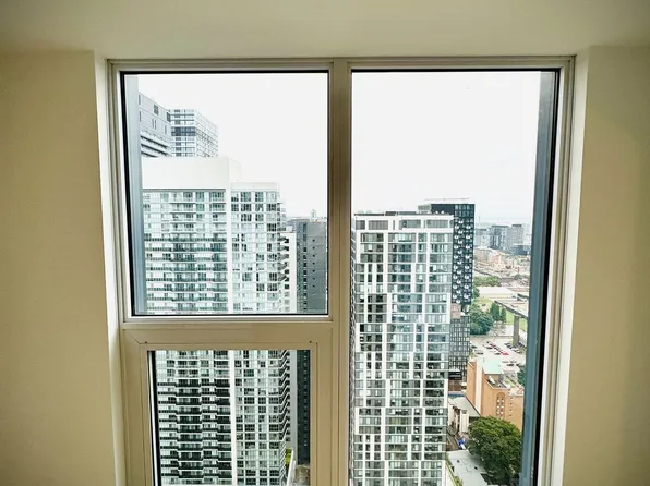 82 Dalhousie St, Toronto, ON