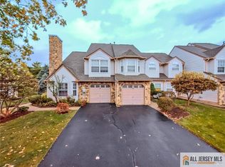 312 Pegasus Rd, Piscataway, NJ 08854