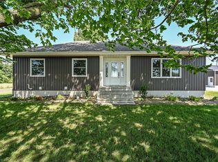 2336 Cockshutt Rd, Norfolk County, ON N0E 1Y0