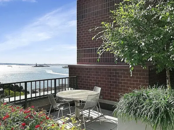 225 Rector Place image 23 of 27