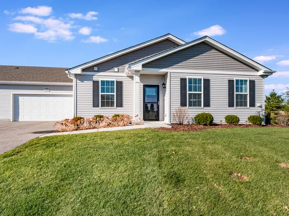 1838 Southern Cir, Hampshire, IL 60140