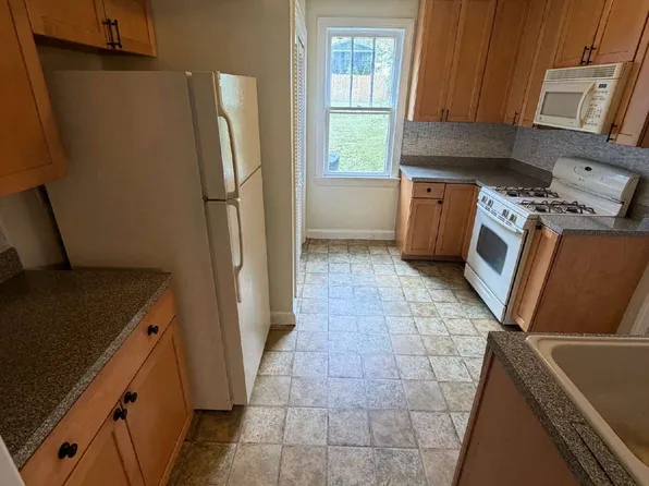 228 Charles St, Fredericksburg, VA 22401