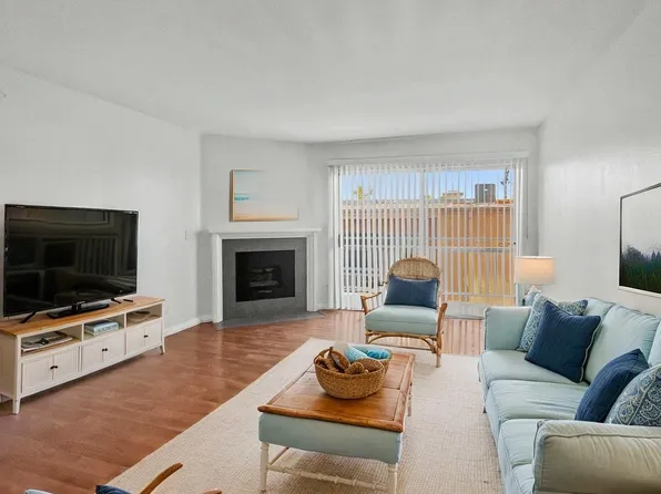 1327 S Westgate Ave APT 202, Los Angeles, CA 90025