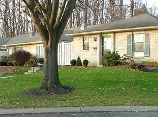 396 Valleybrook Dr, Lancaster, PA 17601