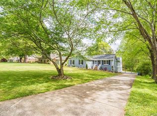 5432 Gristmill Ln, Mint Hill, NC 28227