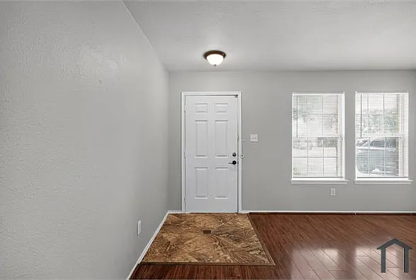 7718 American Holly Ct — Photo 12