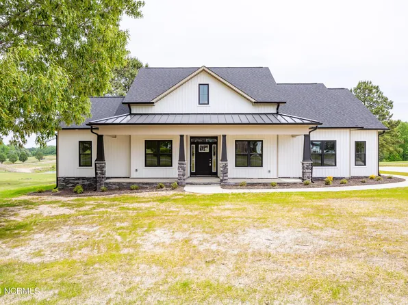 1033 Timberlake Drive, Clinton, NC 28328