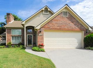 2004 Cochran Pl, Maryville, TN 37803