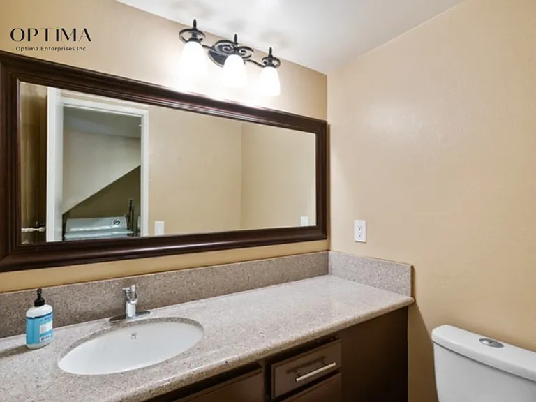 18411 Hatteras St #140 — Photo 10