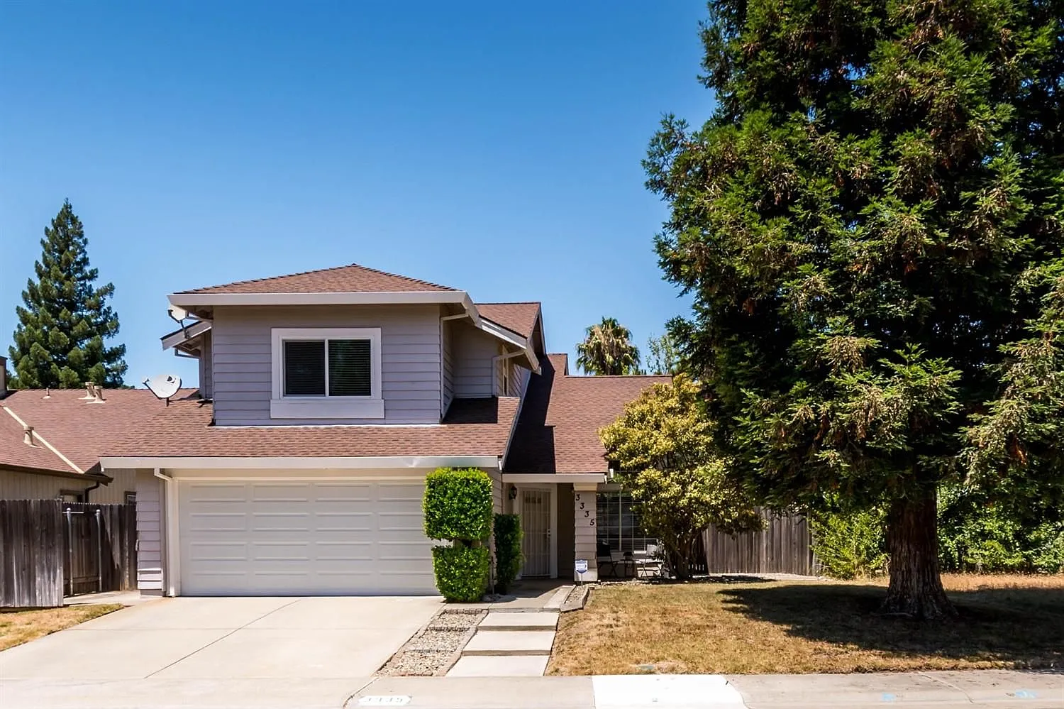 3335 Groveland Way photo 1