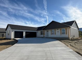 407 Jerin Dr, Fisher, IL 61843