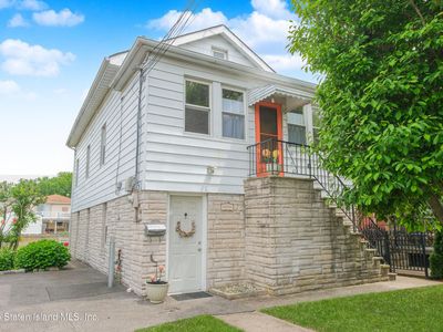 17 Ruth Pl, Staten Island, NY, 10305