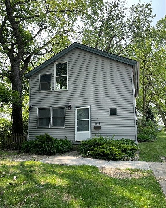 1st image of 1695 Bradford Ave
