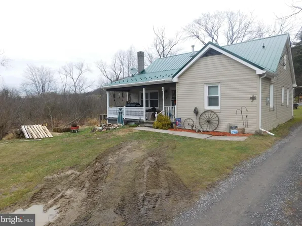 45 Ironwood Dr, Lewistown, PA 17051