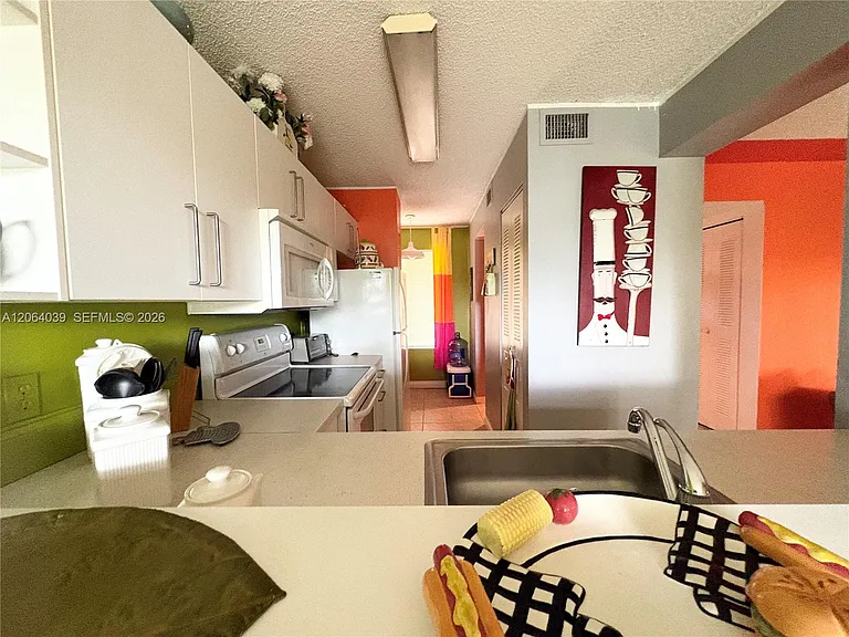 929 Coral Club Dr #929 — Photo 15