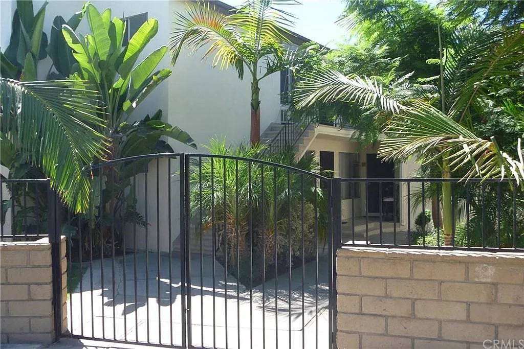 1 bed, 650 sqft, $2,000 — Photo 1