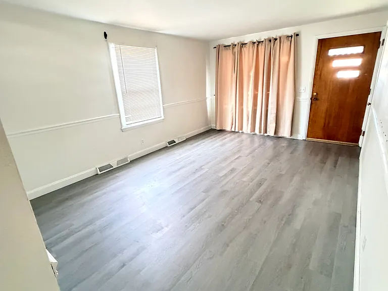 4439 Harrison Ave NW — Photo 5