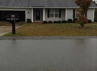 1404 Snowy Egret Dr, Fayetteville, NC 28306
