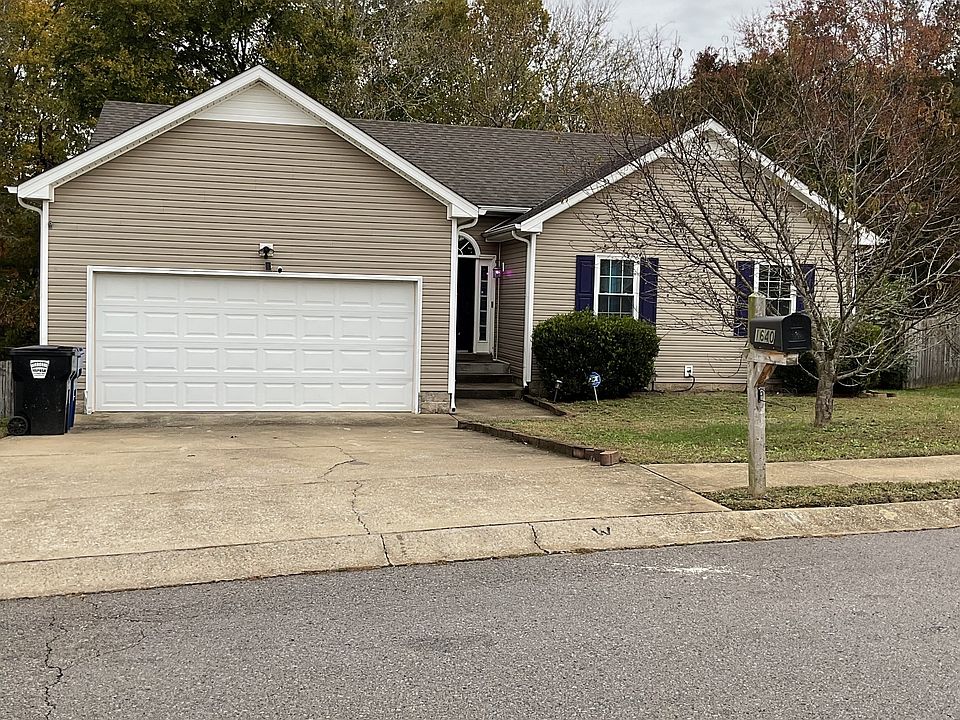 1st image of 1640 Broad Cir
