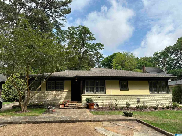 2938 Pine Haven Dr, Mountain Brook, AL 35223