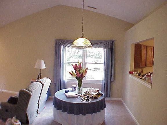 4th image of 1141 Alydar Cir