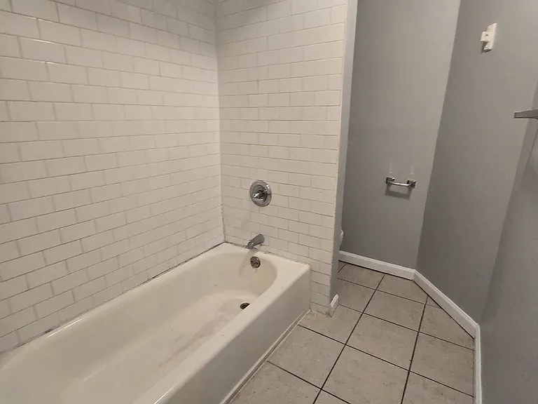 366 Forrest St #1 — Photo 5