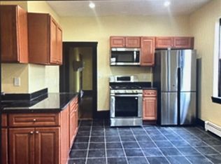 282 Walnut Ave APT 4, Roxbury, MA 02119