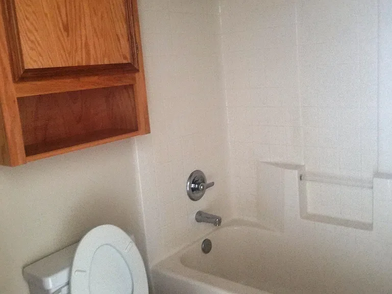 306 Janelle Dr #B — Photo 9