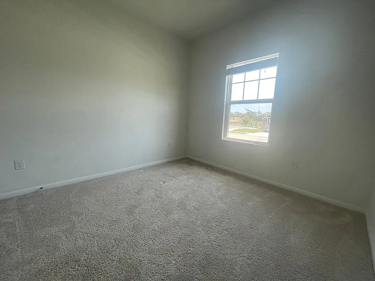 340 Kenai Dr — Photo 15