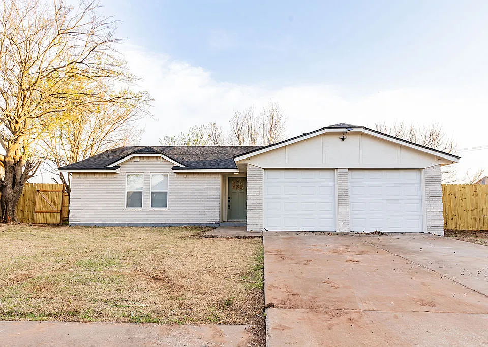 600 SE 38th St