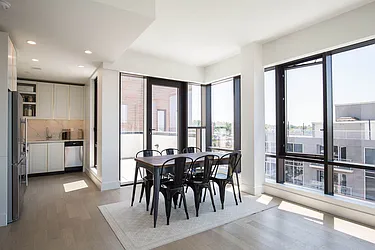 Rented by Tapiro Realty