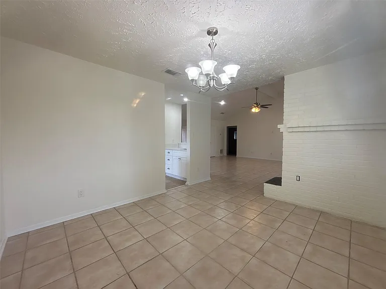 19718 Spanish Needle Dr — Photo 8