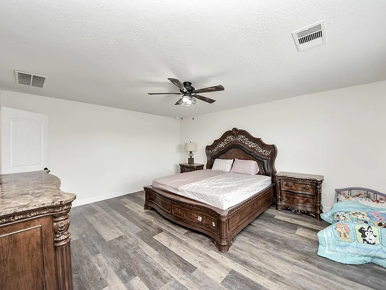 3705 Banbury Ln — Photo 27