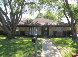 4517 Cinnamon Hill Dr, Fort Worth, TX 76133