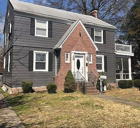 3rd image of 3706 Greenway Ct E #E