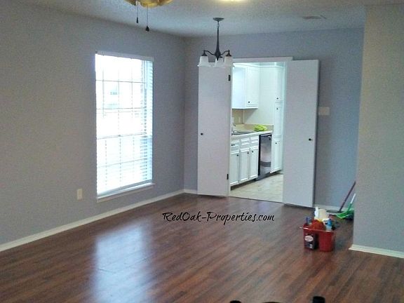 4th image of 613 Kimberly Dr