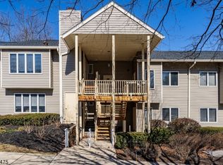 93 Westchester Ter, Annandale, NJ 08801