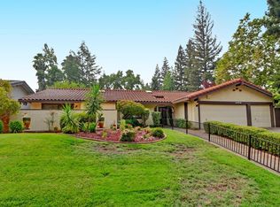 100 River Ridge Way, Folsom, CA 95630