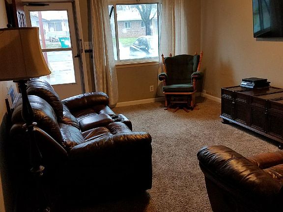 Living area view from dining area (cable ready)