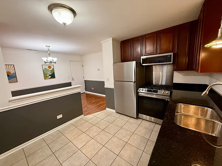 2252 Abbeywood Dr #F — Photo 7