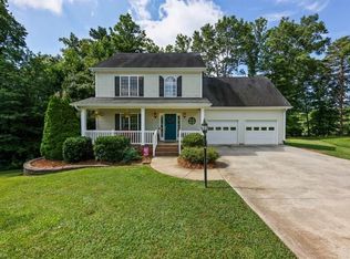 1095 Oxford Ln, King, NC 27021