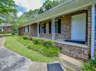 900 Fernhill Ct, Northport, AL 35473