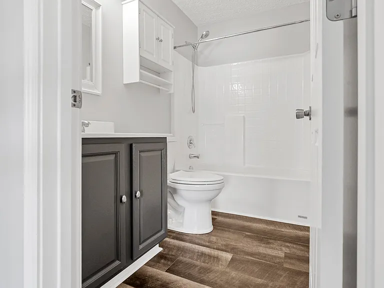 920 Sara Ct #920 — Photo 34