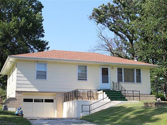 2nd image of 12540 Kansas Ave