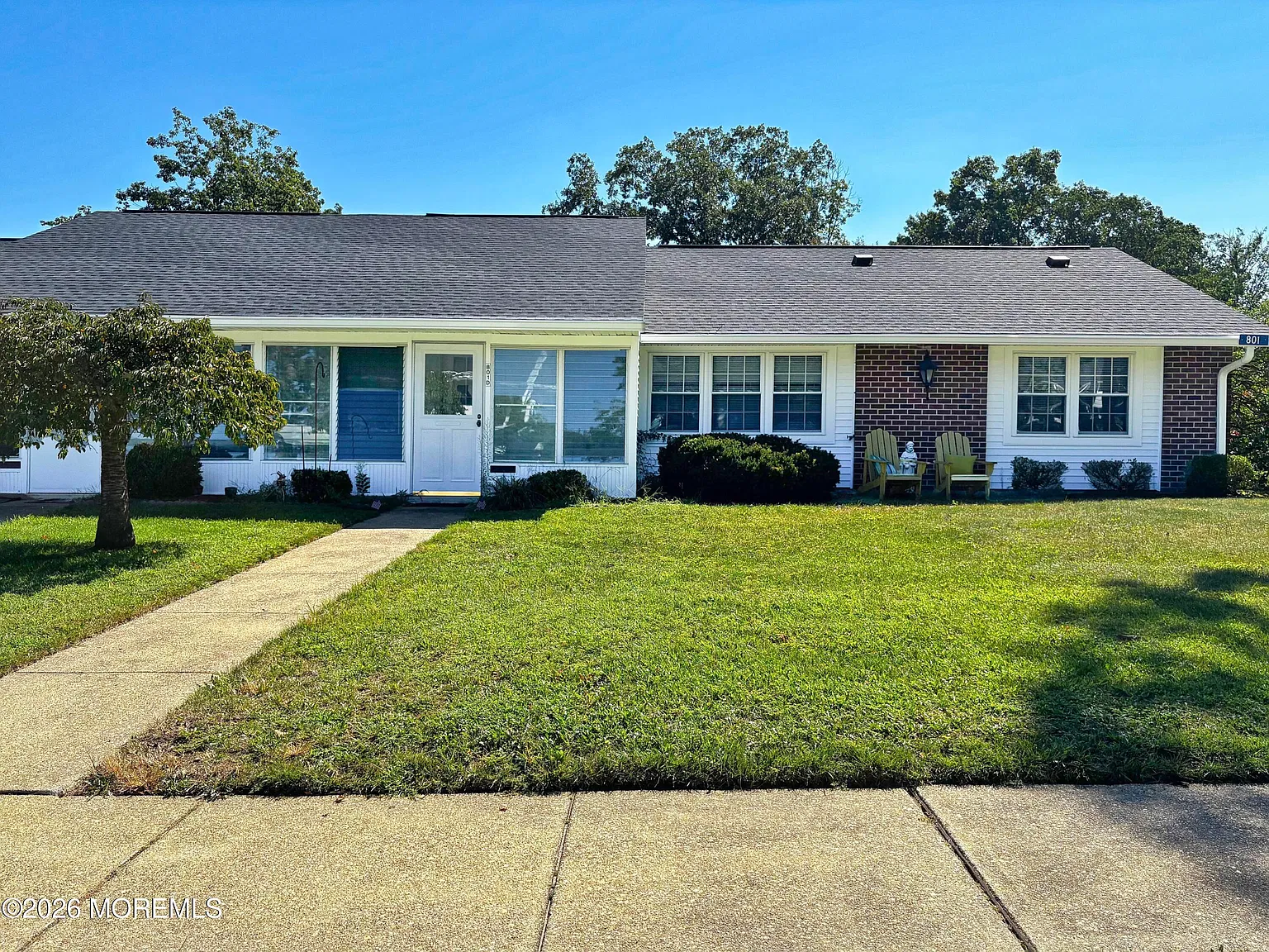 2 bed, 982 sqft, $2,000 — Photo 2