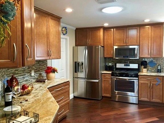 2nd image of 1041 Reidville Rd