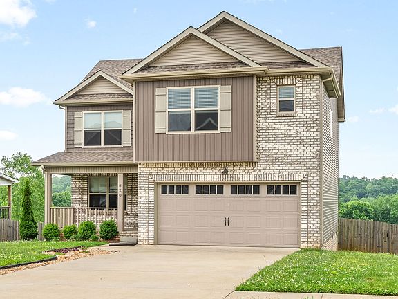 3rd image of 820 Crestone Ln